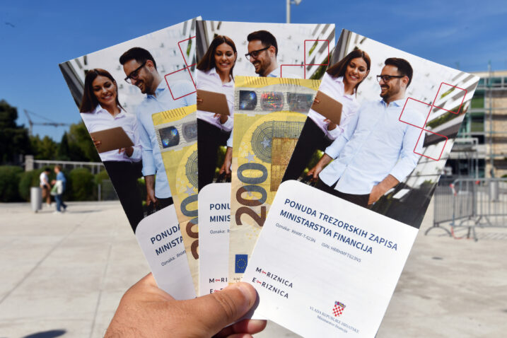 Kupovina trezorskih zapisa Ministarstva financija / Foto: Hrvoje Jelavić /PIXSELL