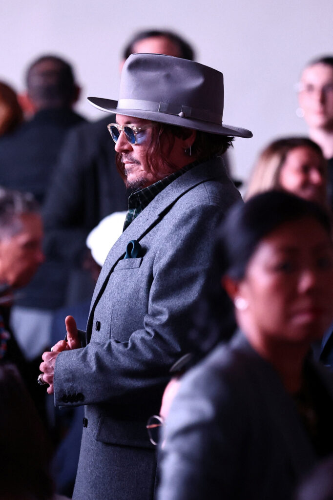 Johnny Depp na reviji Diora