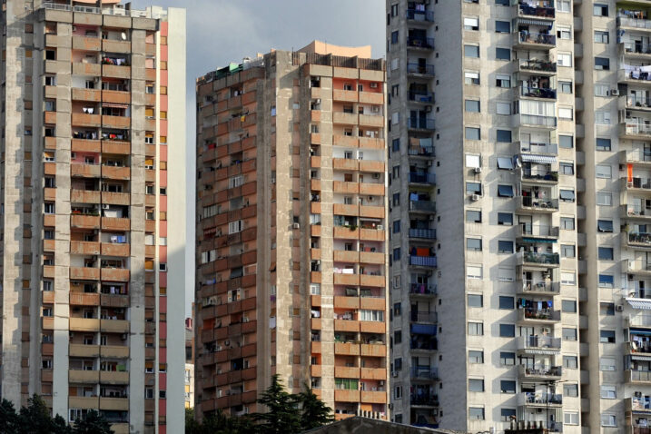 Kako se i očekivalo, nove odredbe podijelile su i zavadile suvlasnike / Foto NL arhiva