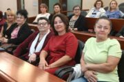 Korisnica Zorica Lukić te gerontodomaćice Nataliia Popyrieva i Tetiana Shpoliarchuk