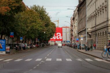 Site-specific intervencija Nore Turato HDLU/GABRIELIUS LAUREINAITIS
