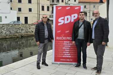 Bato Kojić, Frano Budimir i Dalibor Farkaš / Foto SDP Bakar