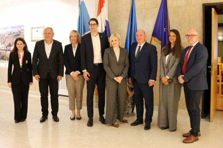Prijem za delegaciju rumunjske županije Bistrița-Năsăud i Grada Bistrița / Foto Grad Rijeka