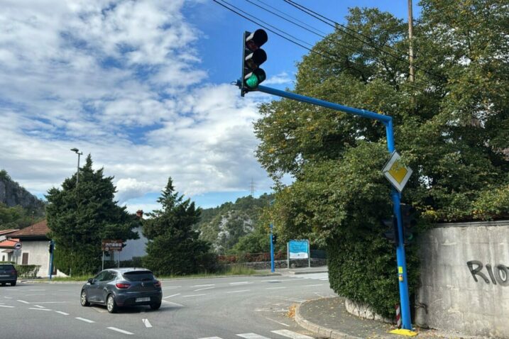 Zamjena opreme na semaforu Orehovica / Foto Rijeka plus