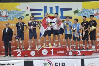 Lovro Šipek i Filip Klarić na vrhu postolja u Mersinu