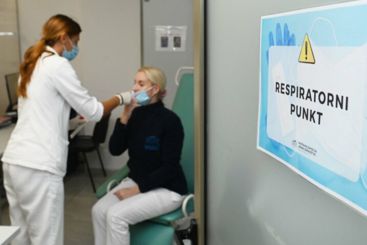 Respiratorne infekcije se jako lako prenose, zato je važna zaštita / Foto M. GRACIN