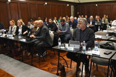 Foto Dean Miculinić