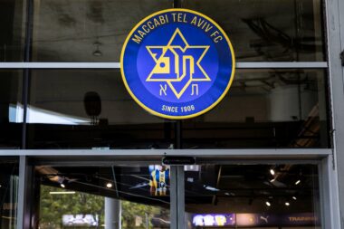 U redovima Maccabi Tel Aviva čekaju da se oglasi i UEFA/Foto REUTERS