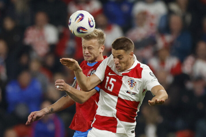 Mario Pašalić i Jaroslav Zeleny/Foto REUTERS