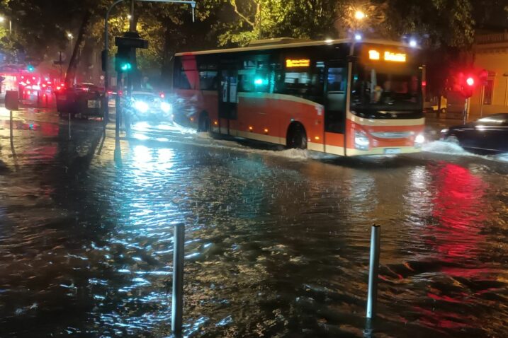 Obilna kiša izazvala brojne probleme u RIjeci / Foto Sandy Uran