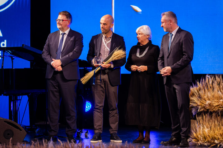 Foto Kuća halubajskega zvončara