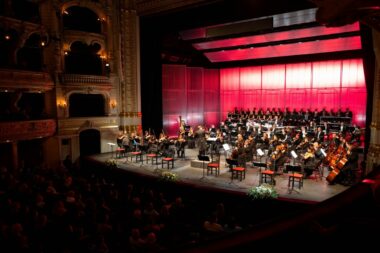 Otvorenje kazališne zgrade HNK Ivan pl. Zajc svakako je jedan od važnijih i sjajnijih datuma u povijesti grada Rijeke, što je tijekom ovoga tjedna obilježeno brojnim događanjima u okviru programa "Velikih 140" / Foto Ana Križanec