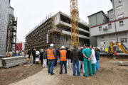 Lanjski obilazak radova župana Andjelka Stričaka ispred Centralnog operacijskog bloka u sklopu Opce bolnice Varazdin / Foto: Vjeran Žganec Rogulja/PIXSELL