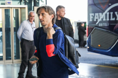 Luka Modrić po dolasku u Prag/Foto REUTERS