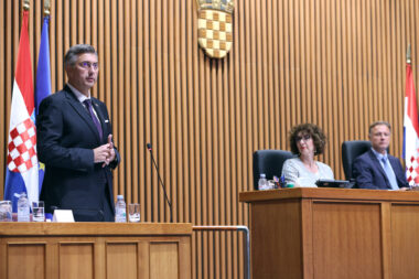 Andrej Plenković u Saboru / Photo: Patrik Macek/PIXSELL