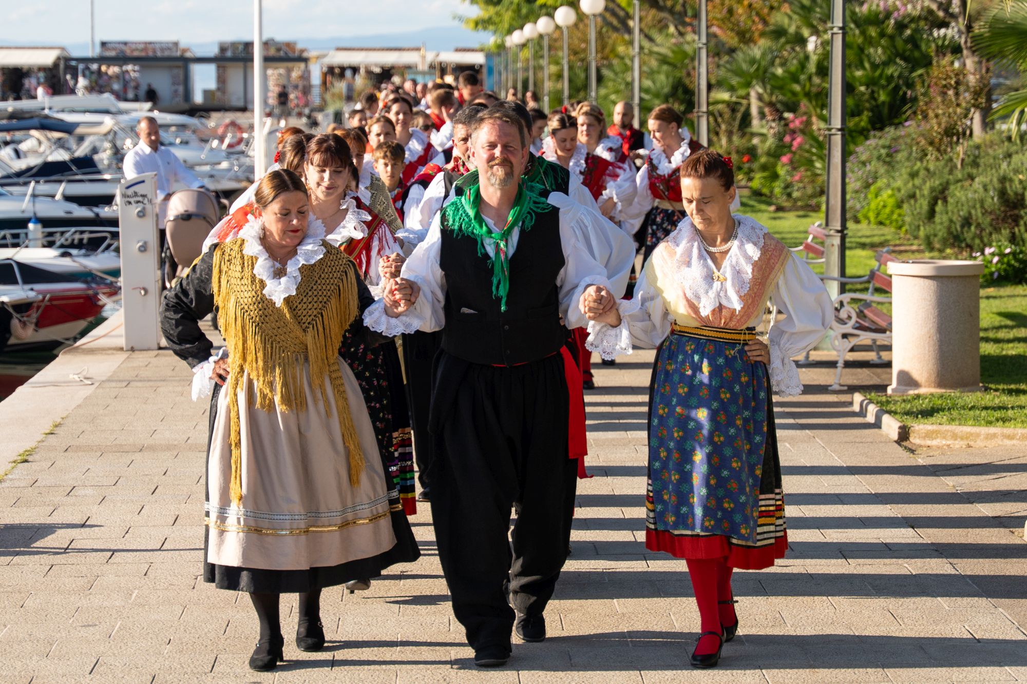 Raskoš nošnji / Foto: Marijan Milotić