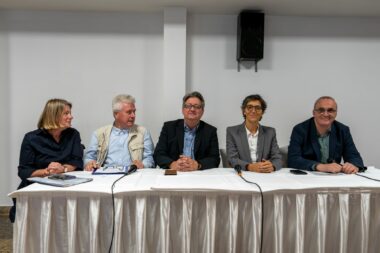 Bitka za život radija- tribina o sudbini HR-a Otočac