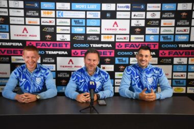 Teo Turk, Alen Jukić i Manolo Bilić na trsatskoj presici/Foto HMNK Rijeka