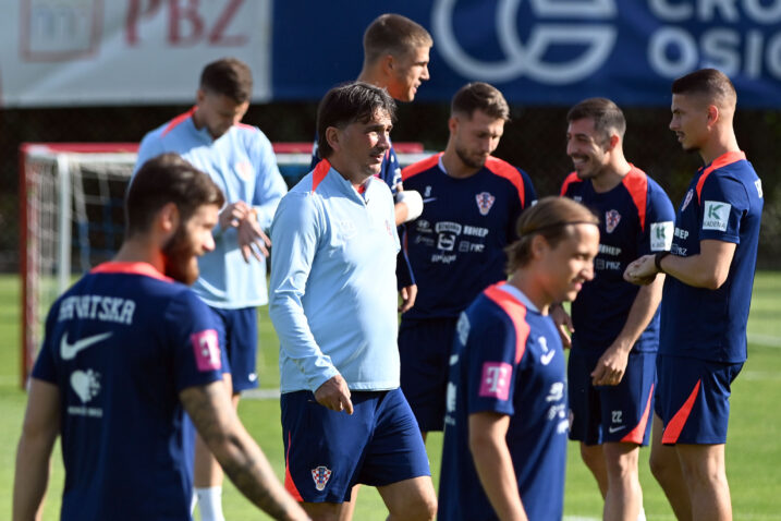 Zlatko Dalić s reprezentativcima/Foto Arhiva NL