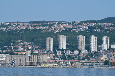 915 tisuća zgrada ima u Hrvatskoj, od toga 433.360 višestambenih / Foto: Novi list