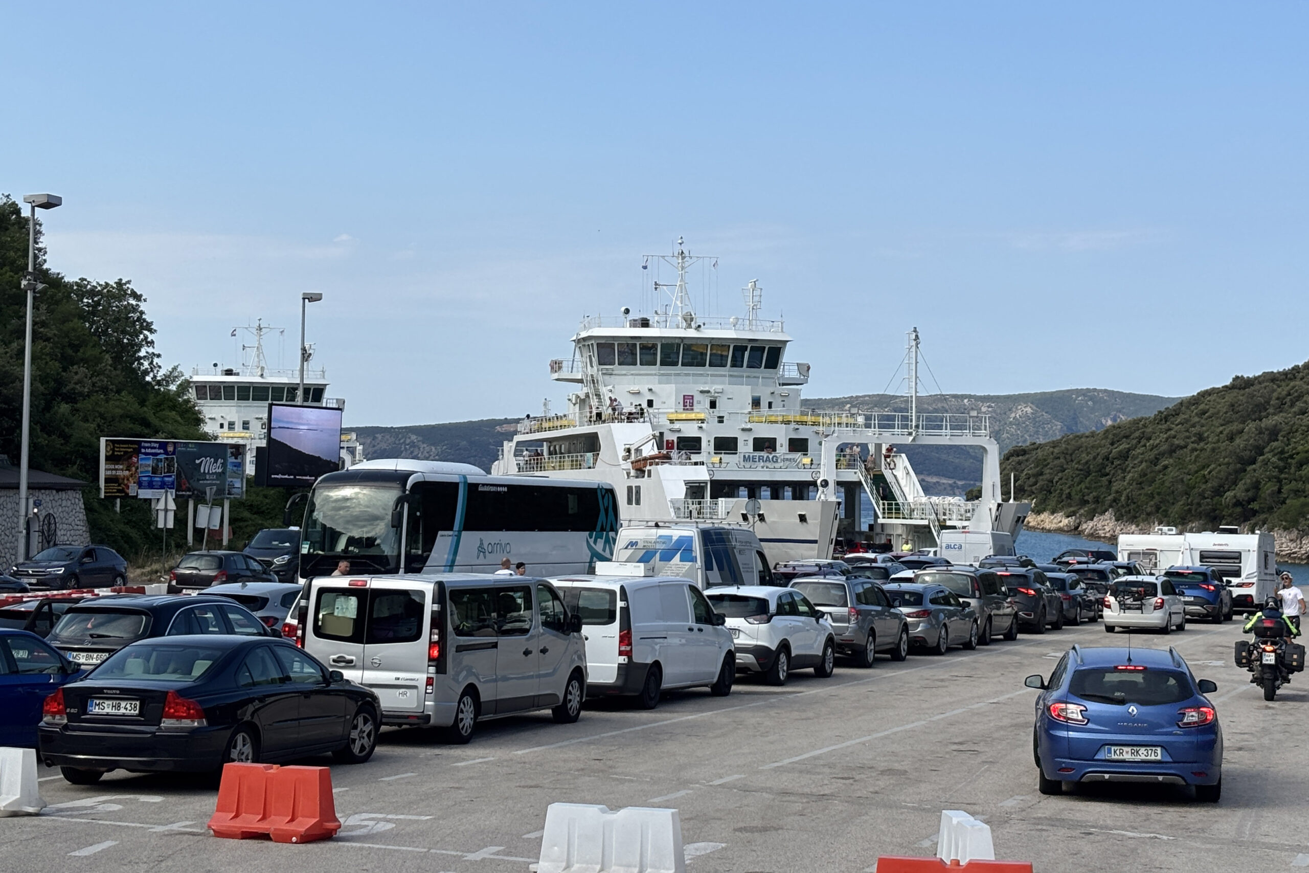 Ljetne gužve na pristaništima otočanima je ublažio pilot-projekt / Foto: W. Salković