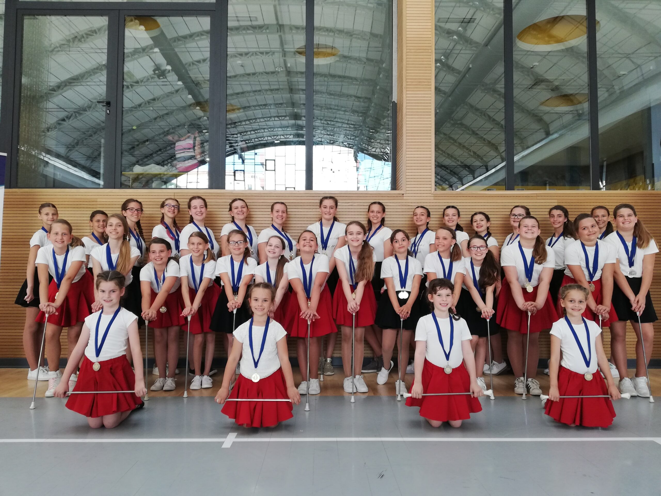 Prve medalje osvojene su na Mažoret turniru u Labinu / Foto: Privatna arhiva