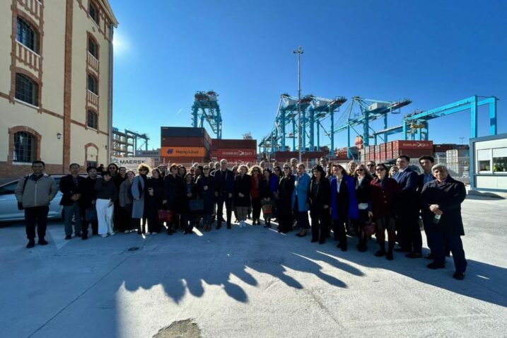 Predstavnici stranih misija posjetili su novi terminal / Foto PGŽ