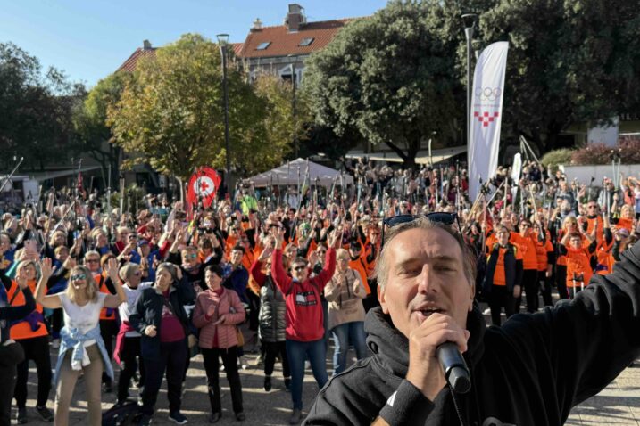 Dražen Turina Šajeta i stotine hodača / Foto KŠR GOROVO