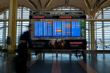 U nedjelju je u SAD-u otkazano više od 2700 letova, 10.000 ih je odgođeno / REUTERS