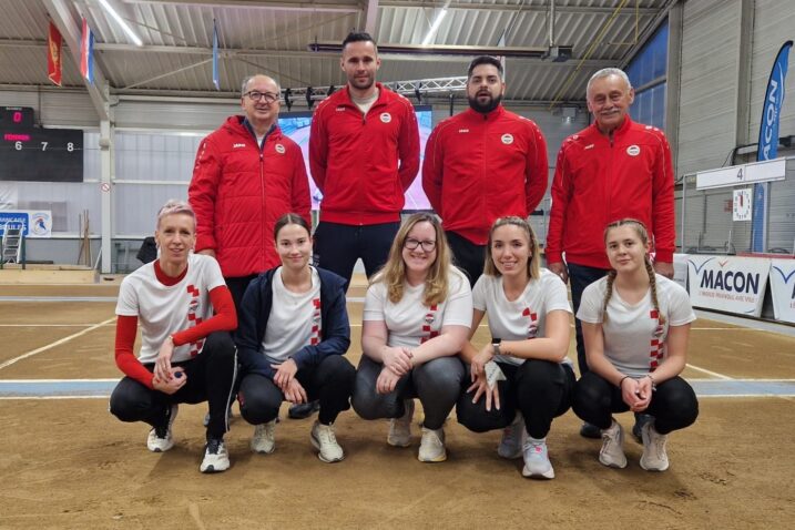 Čedo Vukelić, Marino Milićević, Pero Ćubela, Vjekoslav Matetić, Nives Jelovica, Ria Vojković, Nikol Belasić, Carrolina Ban i Ema Maršanić/Foto HBS