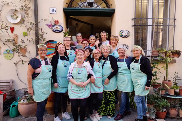 U ateljeu Mirte Morigi / Foto: Udruga umirovljenica Čavle