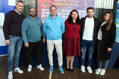 NAJAVILI DVA VELIKA DOGAĐAJA - Miroslav Pavlović, Andrija Crnić, Sergio De Privitellio, Mirjana Jovičić, Marko Jovičić i Ani Pughel/Foto M. GRACIN