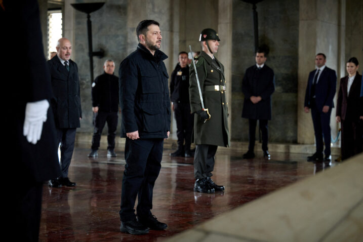 Ukrajinski presjednik u sklopu posjeta u muzeju utemeljitelja moderne Turske Kemala Ataturka u Ankari Ukrainian Presidential Press Service/Handout via REUTERS