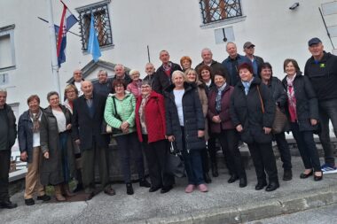 Nekadašnji brodokupski osnovci