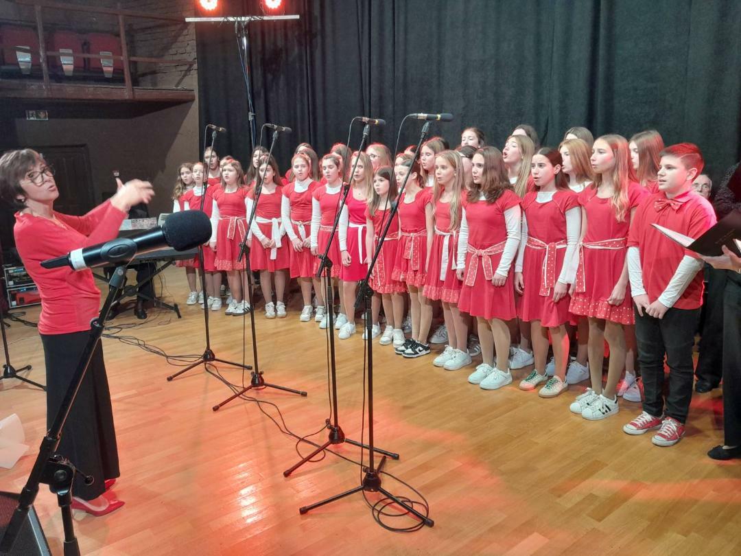 Nastup Lovranskih črešnjica na večeri posvećene Josipu Kaplanu