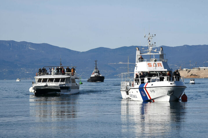 Dolazak brodova iz Rijeke u Kraljevicu / Foto Dean MICULINIĆ