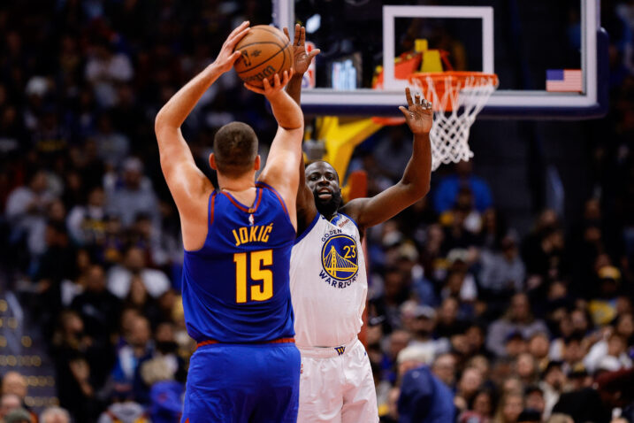 Nikola Jokić i Draymond Green/Foto REUTERS