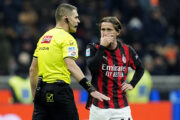 Sudac Simone Sozza i Luka Modrić/Foto REUTERS