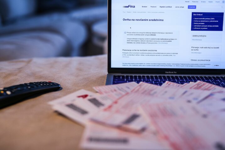 Blokirani građani sada najviše duguju središnjoj državi / Foto IGOR SOBAN/PIXSELL