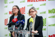 Predsjednica saborskog Kluba Možemo! Sandra Benčić i saborska zastupnica Urša Raukar-Gamulin na konferenciji za medije na kojoj su predstavile inicijativu o izmjeni Poslovnika Hrvatskoga sabora koje ce predsjedništvu Sabora nedvosmisleno i eksplicitno osigurati alate za sprječavanje širenja nacističke, fašističke i ustaške ideologije i simbolike, te u skladu s Ustavom i zakonima RH prevenirati govor mržnje kojim se umanjuju ili negiraju žrtve holokausta i/ili genocida. Foto: Igor Kralj/PIXSELL
