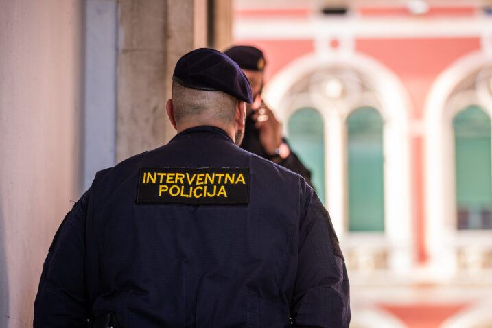Interventna policija u Splitu nakon proustaškog izgreda / Foto: Zvonimir Barišin /PIXSELL