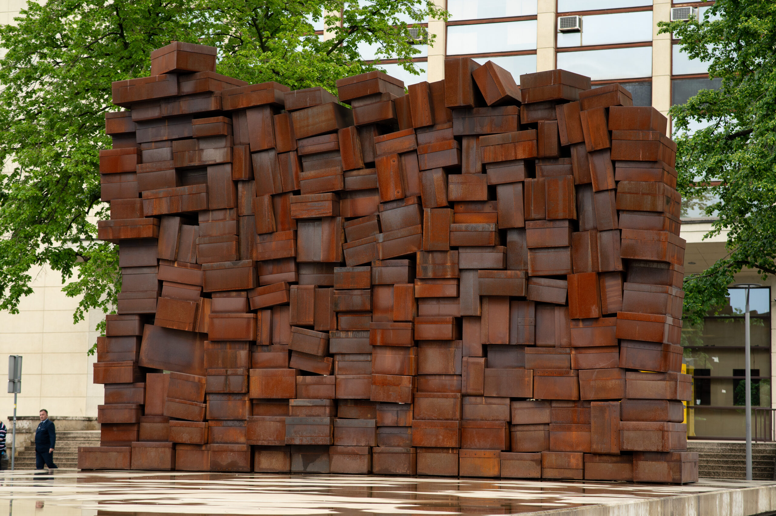 Spomenik žrtvama Holokausta i ustaškog režima na zagrebačkom Glavnom kolodvoru, mjesto odakle su mnogi Židovi otišli u smrt / Foto: Luka Antunac / PIXSELL