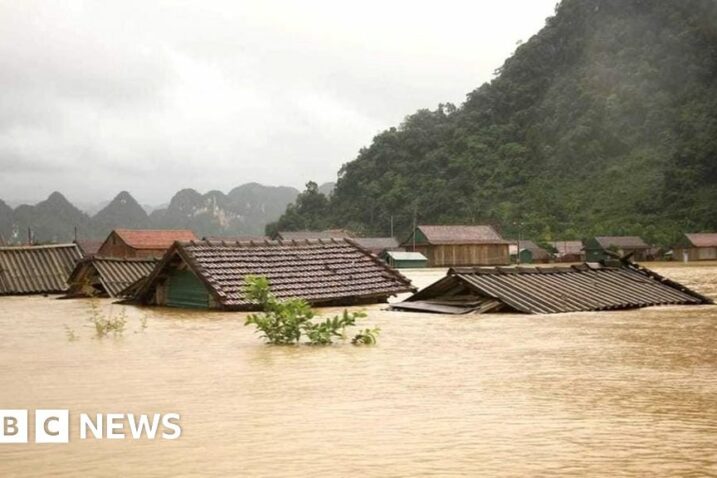 Poplave u Vijetnamu odnijele ljudske živote i uništile imovinu / Foto: BBC News