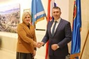 Gradonačelnica Rinčić primila veleposlanika Mađarske Nj.E. Csabu Demcsáka / Foto Grad Rijeka