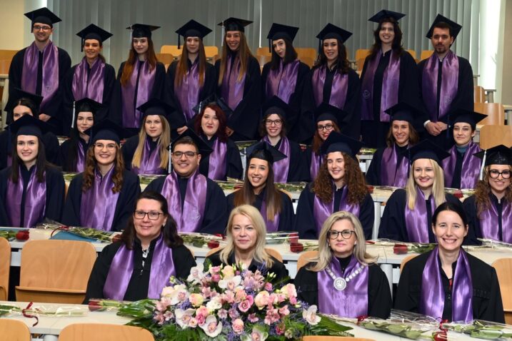 Novi diplomanti Fakulteta biotehnologije i razvoja lijekova / Foto Marko Gracin