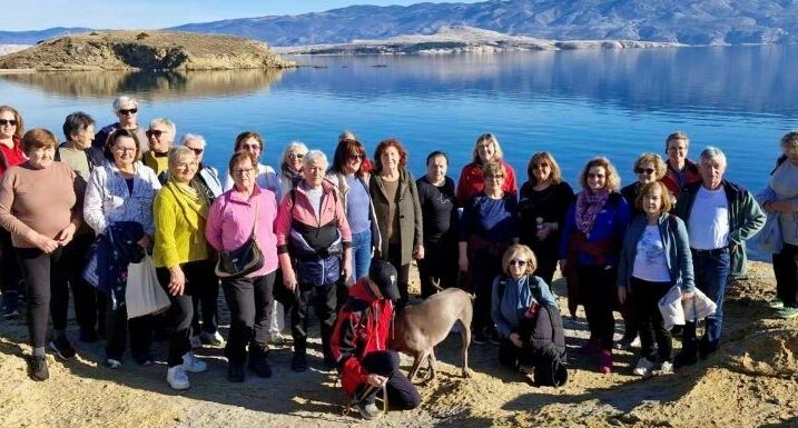 HodaMare stazama ježa u Loparu