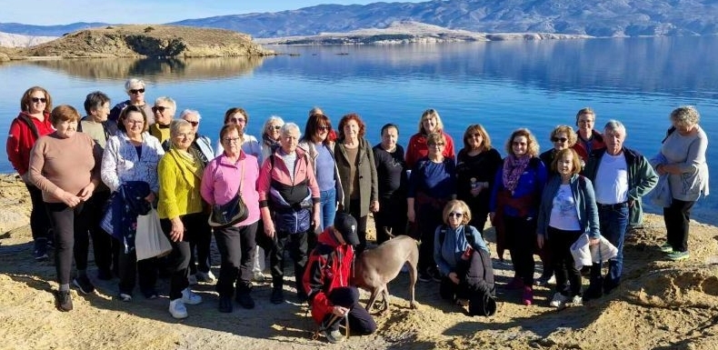 HodaMare stazama ježa u Loparu