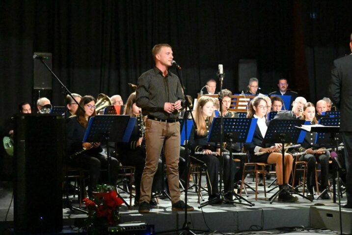 Lovro Sorić i Puhački orkestar "Josip Kašman" / Foto Bojan Purić