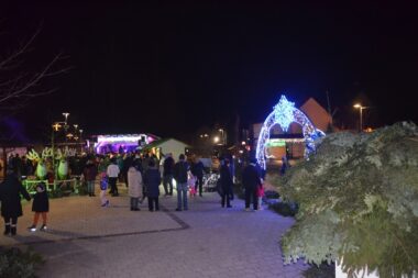 Selo Bake Mraz ostaje i nakon Adventa / Foto Marinko Krmpotić