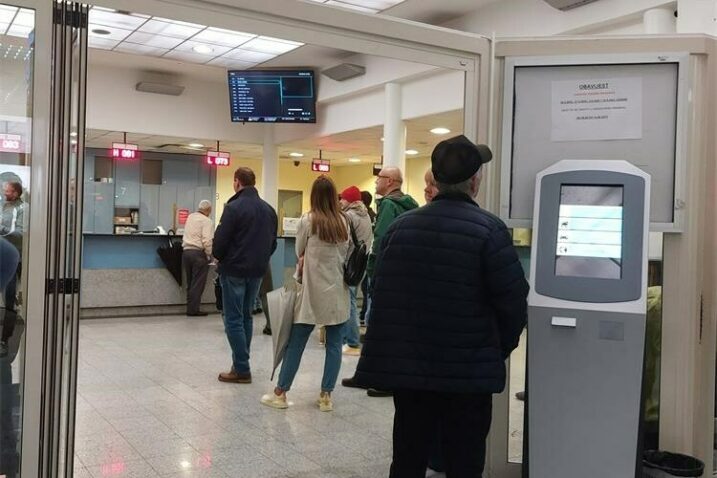 Policijska šalter sala na Badnjak i staru godinu radi skraćeno / Foto PU PG